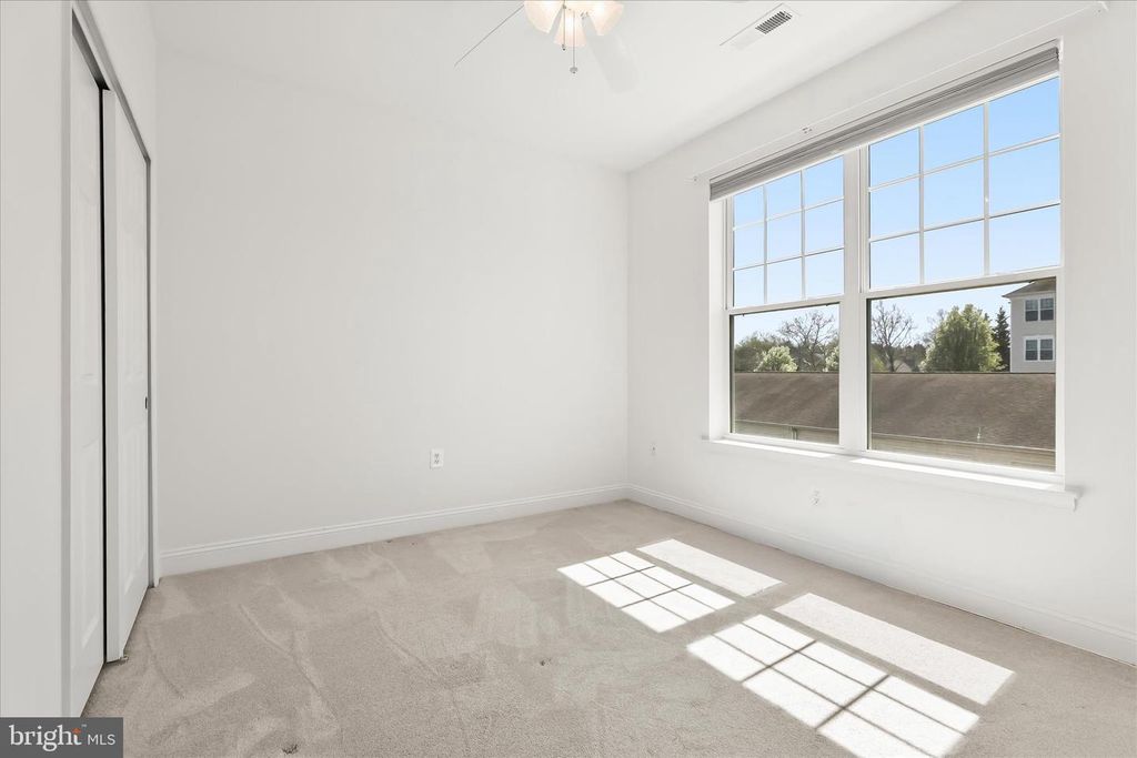 Image 33 of property listing at 311 TIREE CT #202, Abingdon, MD 21009