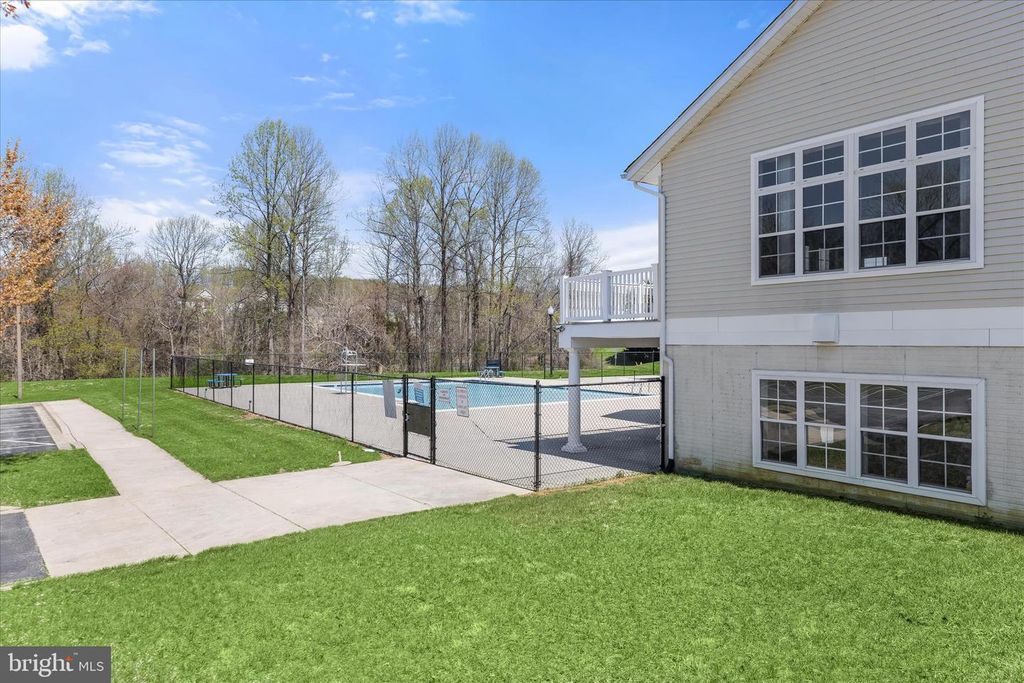 Image 41 of property listing at 311 TIREE CT #202, Abingdon, MD 21009