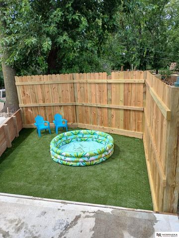 2730 S 12th Street, Omaha, NE 68108