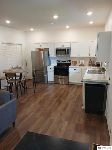 2730 S 12th Street, Omaha, NE 68108