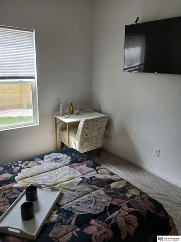 2730 S 12th Street, Omaha, NE 68108