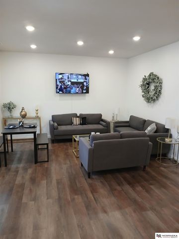 2730 S 12th Street, Omaha, NE 68108