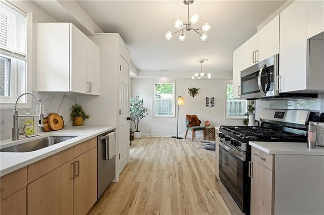 505 E 82ND Street, Kansas City, MO 64131