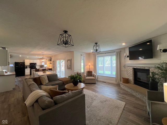 1455 Renee Drive, Plainfield, IN 46168