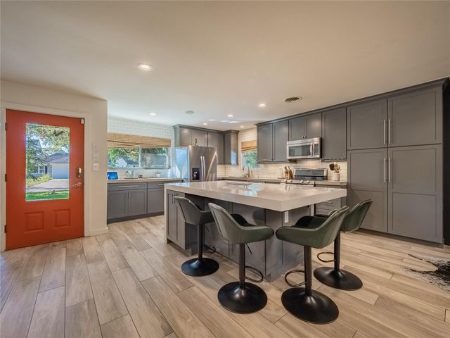 3010 Conway Street, Houston, TX 77025