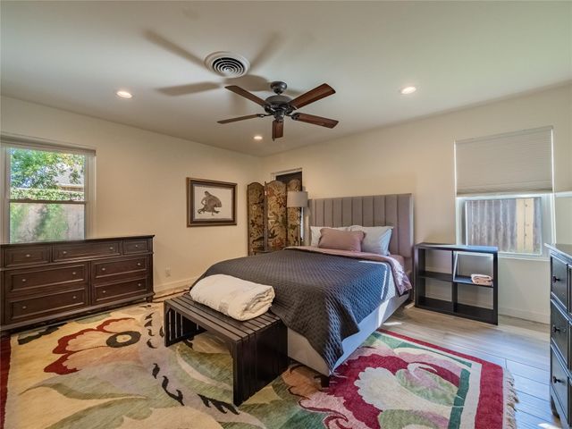 3010 Conway Street, Houston, TX 77025