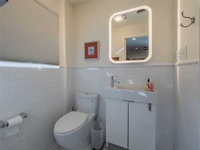 3010 Conway Street, Houston, TX 77025