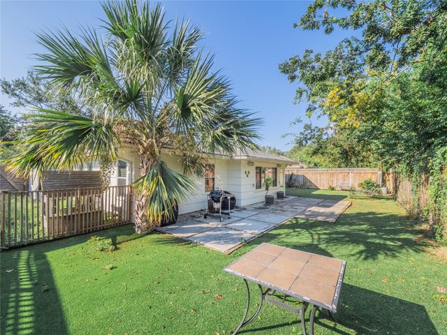 3010 Conway Street, Houston, TX 77025