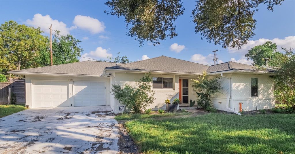 3010 Conway Street, Houston, TX 77025