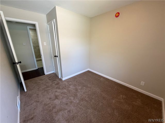 657 72nd Street, Niagara Falls, NY 14304