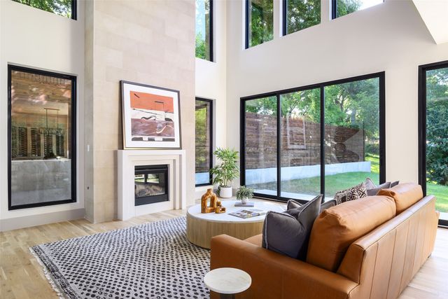 6984 Santa Barbara Drive, Dallas, TX 75214