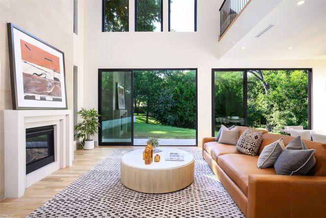 6984 Santa Barbara Drive, Dallas, TX 75214