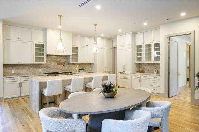 6984 Santa Barbara Drive, Dallas, TX 75214