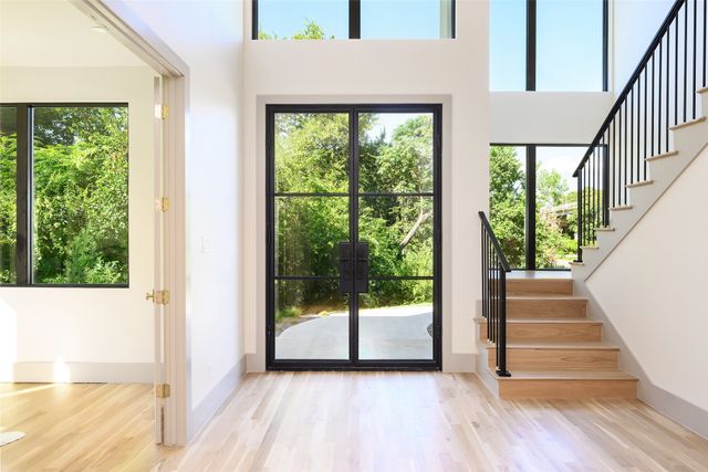 6984 Santa Barbara Drive, Dallas, TX 75214