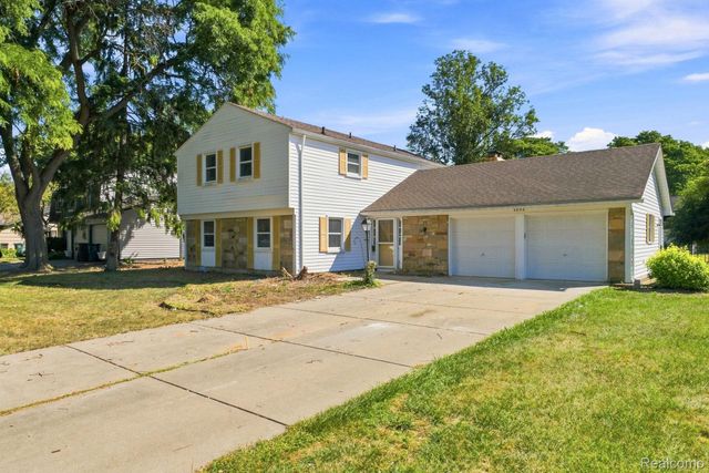 4856 Danbury Drive, Troy, MI 48085