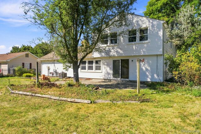 4856 Danbury Drive, Troy, MI 48085