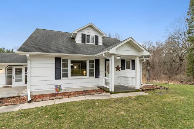 1135 County Road K, Wisconsin Dells, WI 53965