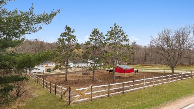1135 County Road K, Wisconsin Dells, WI 53965