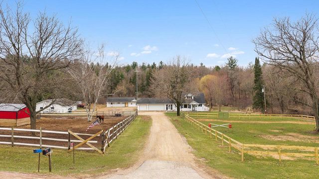 1135 County Road K, Wisconsin Dells, WI 53965