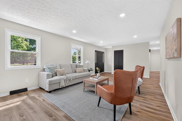 353 Florence Drive, Pickerington, OH 43147