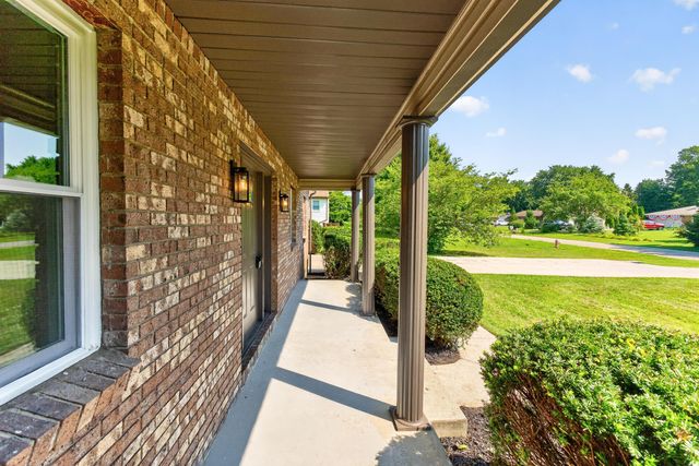 353 Florence Drive, Pickerington, OH 43147