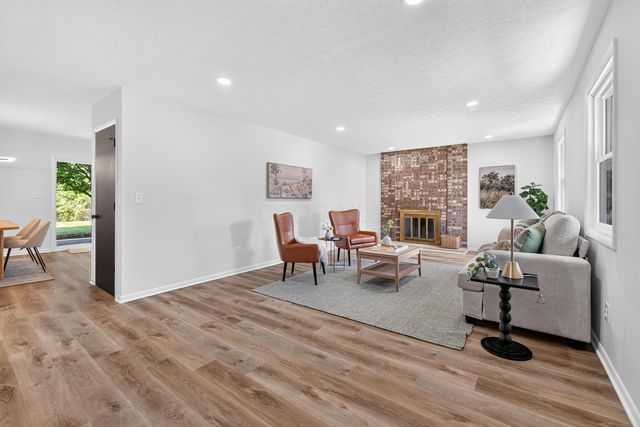 353 Florence Drive, Pickerington, OH 43147
