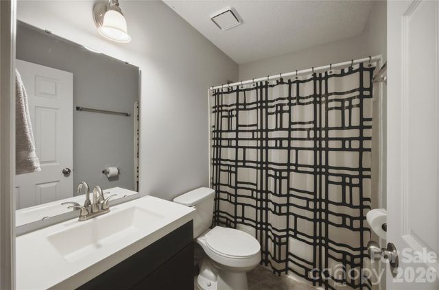 1814 Golden Heights Court, Charlotte, NC 28214