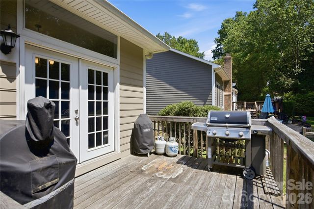 1814 Golden Heights Court, Charlotte, NC 28214