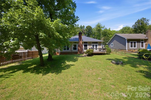 1814 Golden Heights Court, Charlotte, NC 28214