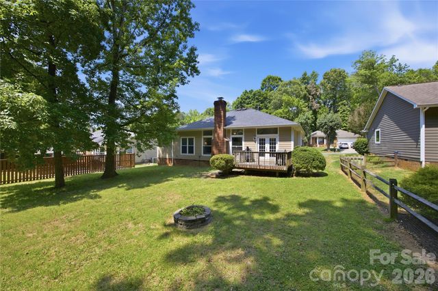 1814 Golden Heights Court, Charlotte, NC 28214
