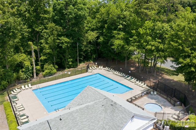 1814 Golden Heights Court, Charlotte, NC 28214