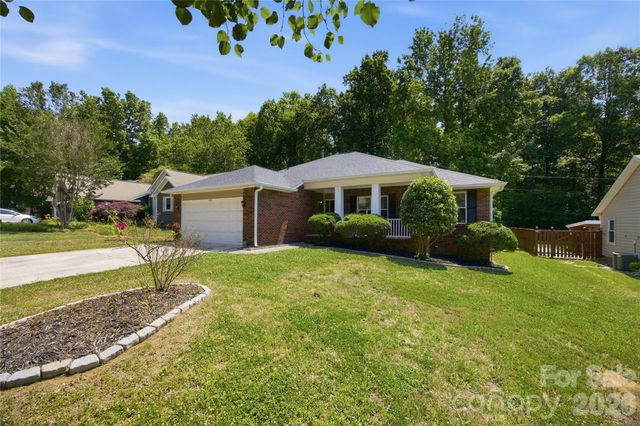 1814 Golden Heights Court, Charlotte, NC 28214