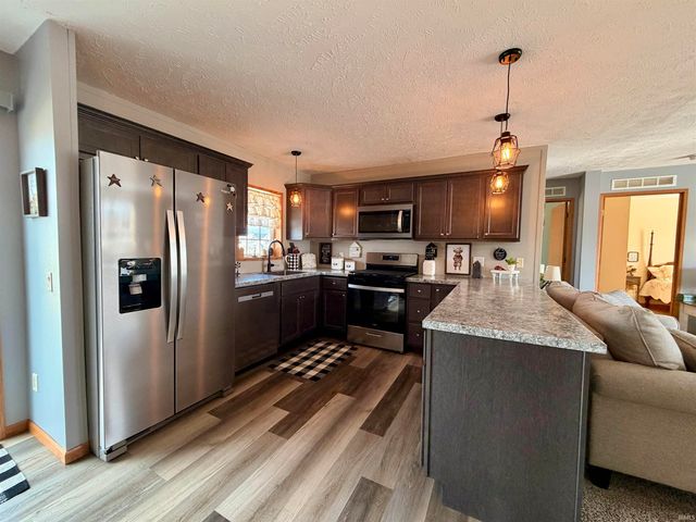 975 Ohio Street, Plymouth, IN 46563