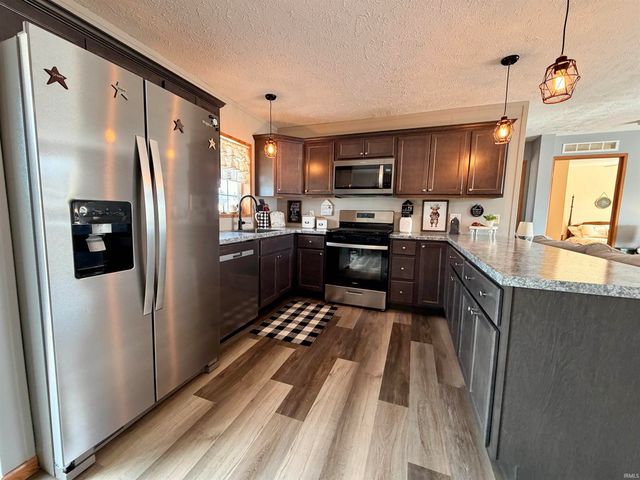 975 Ohio Street, Plymouth, IN 46563