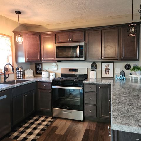 975 Ohio Street, Plymouth, IN 46563