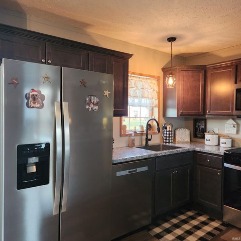 975 Ohio Street, Plymouth, IN 46563