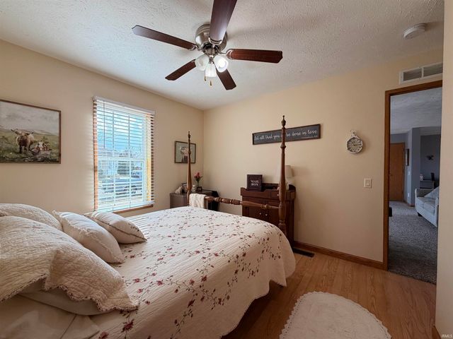 975 Ohio Street, Plymouth, IN 46563