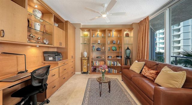 1800 BENJAMIN FRANKLIN DRIVE B207, Sarasota, FL 34236