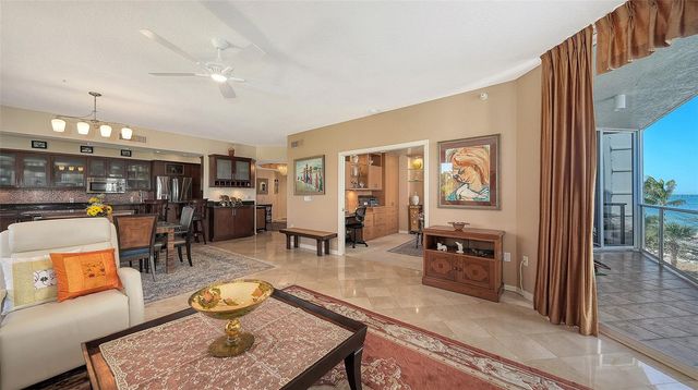 1800 BENJAMIN FRANKLIN DRIVE B207, Sarasota, FL 34236