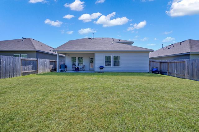 12818 Sunny Pass, Willis, TX 77318