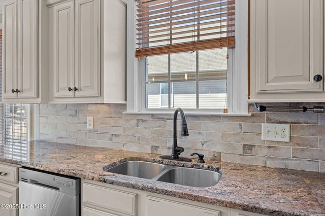 4501 Lagan Circle, Winterville, NC 28590