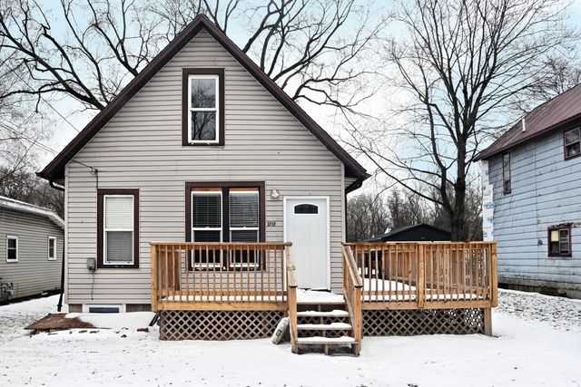 1717 Crocker Street, Chesterton, IN 46304