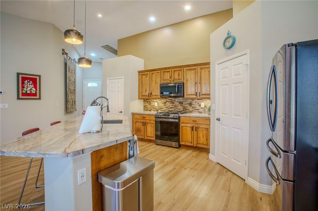 6154 Dutch Fork Street, Las Vegas, NV 89148