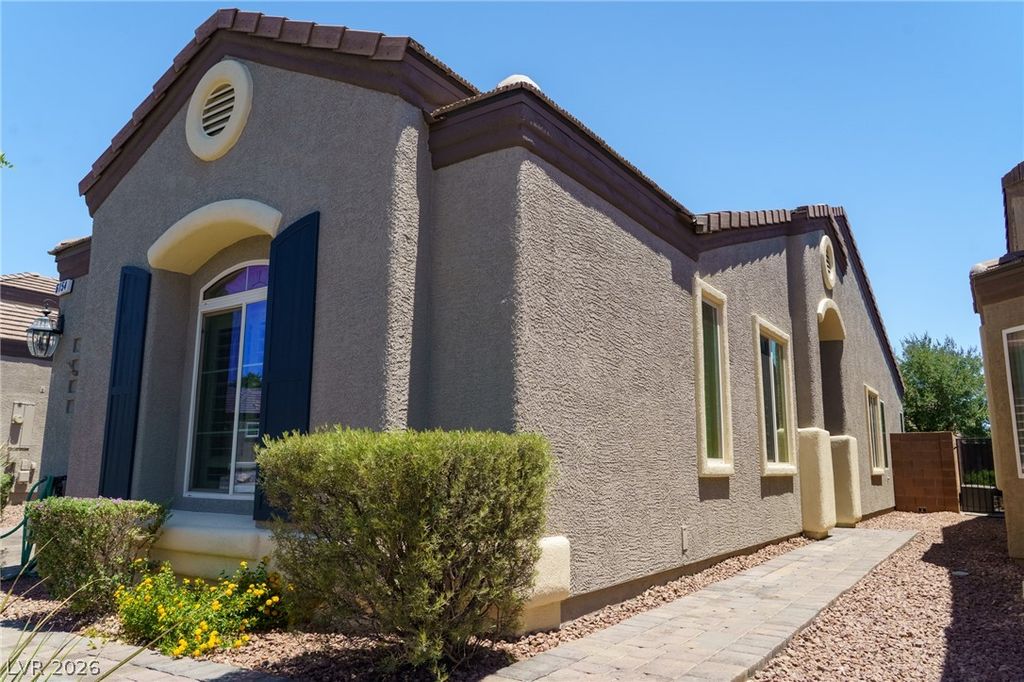 6154 Dutch Fork Street, Las Vegas, NV 89148