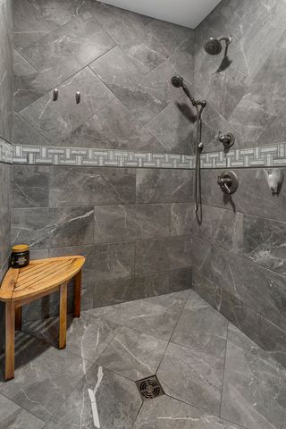 401A County Road 2500 Road N, Mahomet, IL 61853