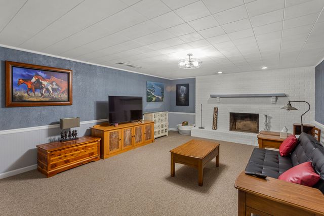 401A County Road 2500 Road N, Mahomet, IL 61853