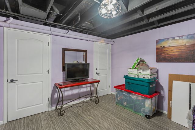 401A County Road 2500 Road N, Mahomet, IL 61853