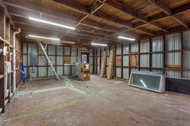 401A County Road 2500 Road N, Mahomet, IL 61853