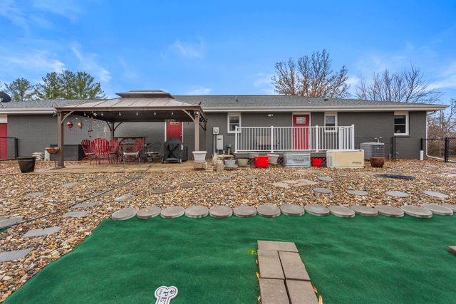 401A County Road 2500 Road N, Mahomet, IL 61853