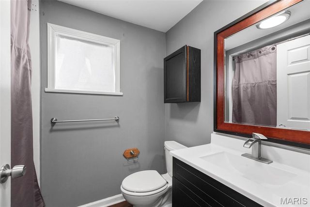 10532 Decker Avenue, St Louis, MO 63114